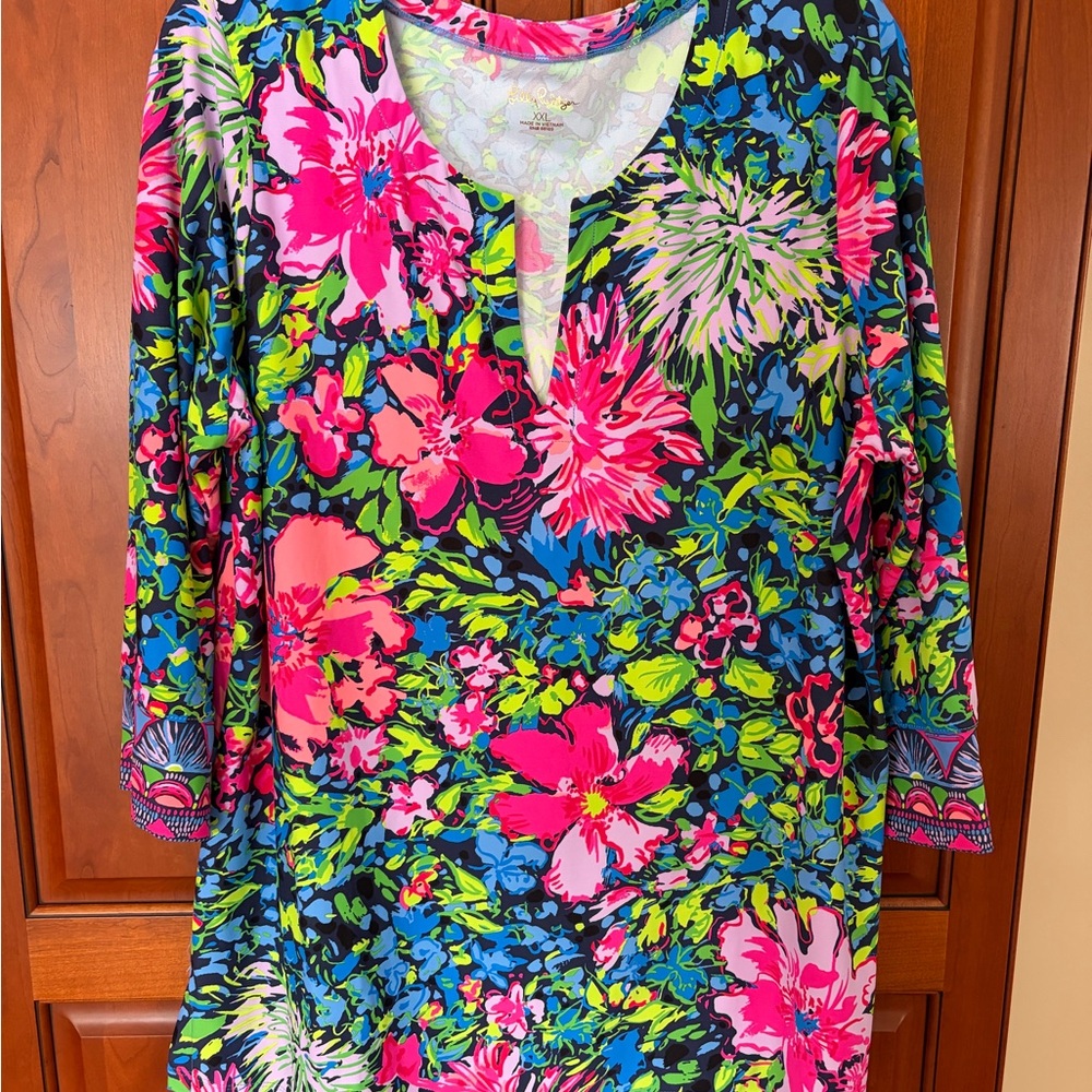 Lilly Pulitzer Vibrant Floral Blouse - Pink and Blue